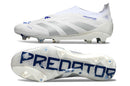 Chuteira Adidas Predator Elite FG - Branca e Azul com design elegante e moderno para desempenho em campo.