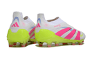 Chuteira Adidas Predator Elite FG - Branca, Rosa e Amarela com design vibrante e moderno, ideal para campo.