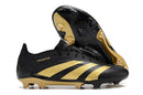 Chuteira Adidas Predator Elite FG - Dourada e Preta com design premium e tecnologia para desempenho em campo.