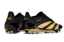 Chuteira Adidas Predator Elite FG - Dourada e Preta com design premium e tecnologia de ponta para desempenho.
