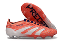 Chuteira Adidas Predator Elite FG - Laranja, calçado de futebol com design icônico e sola FG otimizada.