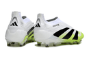 Chuteira Adidas Predator Elite FG LL - Branca e Amarela com design elegante e tecnologia avançada.