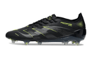 Chuteira Adidas Predator Elite FG - Preta e Amarela com design arrojado e tecnologia ponta.