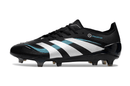 Chuteira Adidas Predator Elite FG - Preta e Branca Ed. "Mercedes" com design elegante e moderno.