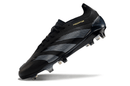 Chuteira Adidas Predator Elite FG - Preta com design elegante e tecnologia avançada para desempenho em campo.