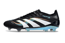 Chuteira Adidas Predator Elite FG - Preta e Azul com design moderno e tecnologia avançada para controle do jogo.