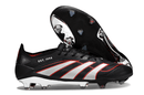 Chuteira Adidas Predator Elite FG - Preta, estilo moderno com detalhes em vermelho e design aerodinâmico para desempenho em campo.
