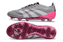 Chuteira Adidas Predator Elite FG - Rosa Ed. "Bellingham" com design moderno e tecnologia inovadora.
