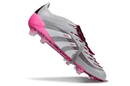 Chuteira Adidas Predator Elite FG Tongue Rosa Ed. "Bellingham" com design exclusivo para performance de elite.