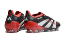 Chuteira Adidas Predator Elite FG - Vermelha e Preta, parte traseira com design icônico e tecnologia avançada.