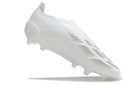 Chuteira Adidas Predator Elite Laceless FG - Branca com design inovador e tecnologia de ponta.