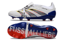 Chuteira Adidas Predator Elite Tongue FG - Branca, Azul e Cinza com design tricolor e tecnologia avançada.