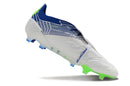 Chuteira Adidas Predator Elite Tongue FG - Branca e Azul com design elegante e tecnologia avançada para desempenho em campo.