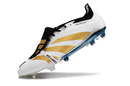 Chuteira Adidas Predator Elite Tongue FG - Branca e Dourada com design sofisticado e tecnologia de ponta.