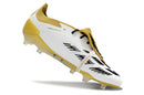 Chuteira Adidas Predator Elite Tongue FG - Branca, Dourada e Preta com design premium e tecnologia de desempenho.
