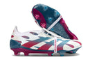Chuteira Adidas Predator Elite Tongue FG - Branca, Rosa e Azul com design vibrante e tecnologia para desempenho em campo.