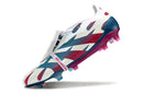 Chuteira Adidas Predator Elite Tongue FG - Branca, Rosa e Azul em exibição com design vibrante e tecnologia avançada.