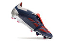 Chuteira Adidas Predator Elite Tongue FG - Cinza e Azul em ângulo, destacando design moderno e tecnologia de desempenho.