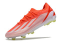 Chuteira Adidas X Crazyfast FG Elite .1 Vermelha em fundo branco, destacando design leve e moderno para velocidade no campo.