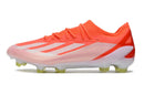 Chuteira Adidas X Crazyfast FG Elite .1 Vermelha vista lateral em fundo branco