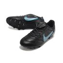 Chuteira Campo Nike Premier 3 FG Preto e Azul, calçado de futebol com design clássico e conforto superior.