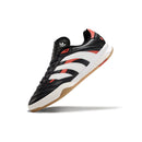 Chuteira Futsal Adidas Copa Mundial IC Preta e Branca, estilo clássico com sola indoor para desempenho em quadra.