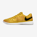 Chuteira Futsal Nike Lunar Gato IC - Dourada com design luxuoso e tecnologia Lunarlon para desempenho excepcional.