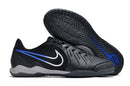 Chuteira Futsal Tiempo 10 Legend Elite IC Preta e Azul, ideal para performance em campos internos.