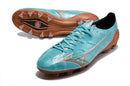 Chuteira Mizuno Alpha II FG Azul - design vibrante e tecnologia de ponta para desempenho em campo.