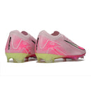 Chuteira Nike Air Zoom Mercurial FG Vapor 16 Rosa vista traseira com design inovador e tecnologia de ponta.