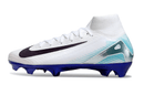 Chuteira Nike Air Zoom Mercurial Superfly 10 Edição Especial Elite FG - Branca e Azul lateral com detalhe em azul.