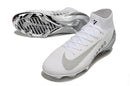 Chuteira Nike Air Zoom Mercurial Superfly 10 Edição Especial Elite FG - Banca e Prata em branco e prateado.