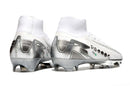 Chuteira Nike Air Zoom Mercurial Superfly 10 Edição Especial Elite FG - Banca e Prata, vista traseira, design premium em branco e prata.