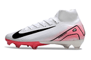 Chuteira Nike Air Zoom Mercurial Superfly 10 Elite FG Branca e Rosa em perfil lateral, destacando design elegante e tecnologia avançada.