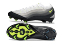 Chuteira Nike AIR Zoom Mercurial Vapor 16 Elite AIR MAX 95 FG - Branca e Preta com design moderno e tecnologia avançada.