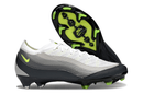 Chuteira Nike AIR Zoom Mercurial Vapor 16 Elite AIR MAX 95 FG - Branca e Preta vista lateral com sola verde