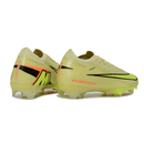 Chuteira Nike Air Zoom Mercurial Vapor 16 Mad Voltage Pack em amarelo e neon, ideal para alto desempenho no futebol.