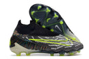 Chuteira Nike Gripknit Phantom GX Elite Dynamic Fit FG Preta e Verde com detalhes modernos e tecnologia avançada.