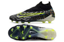 Chuteira Nike Gripknit Phantom GX Elite Dynamic Fit FG Preta e Verde com design sofisticado e tecnologia avançada.