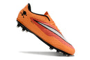 Chuteira Nike Hypervenom Elite FG Laranja perfil visto de lado, ideal para atacantes que buscam velocidade e precisão.