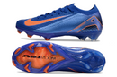 Chuteira Nike Mercurial Air Zoom Vapor 16 Elite FG Azul e Laranja, vista lateral e inferior, design vibrante e tecnologia de performance.
