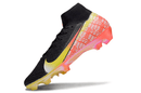 Chuteira Nike Mercurial Superfly 10 Elite "Vini jr" FG - Preta com design preto e detalhes coloridos.