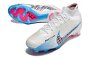 Chuteira Nike Mercurial superfly 9 Air Zoom Ultra FG Branca, Rosa e Azul com solado inovador.