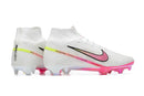 Chuteira Nike Mercurial superfly 9 Air Zoom Ultra FG Branca e Rosa com detalhes em rosa e preto.
