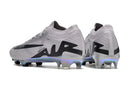 Chuteira Nike Mercurial Vapor 15 Air Zoom Ultra FG Prata e Preta vista traseira com detalhe em preto.