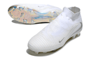Chuteira Nike Phantom 6 Edição Especial Elite FG - Branca, modelo em branco puro para precisão e controle no campo.
