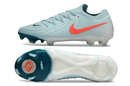 Chuteira Nike Phantom GX II FG - Branca e Azul claro -  Pack Mad Energy