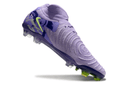 Chuteira Nike Phantom Luna Elite FG - Roxa - Pack United em destaque, ideal para jogadores que buscam desempenho.