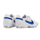 Chuteira Nike Premier 3 Elite FG Branca e Azul com design elegante e detalhes em azul