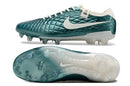 Chuteira Nike Tiempo Legend 10 FG - Azul - Edição Especial Esmerald com sola transparente e design elegante.